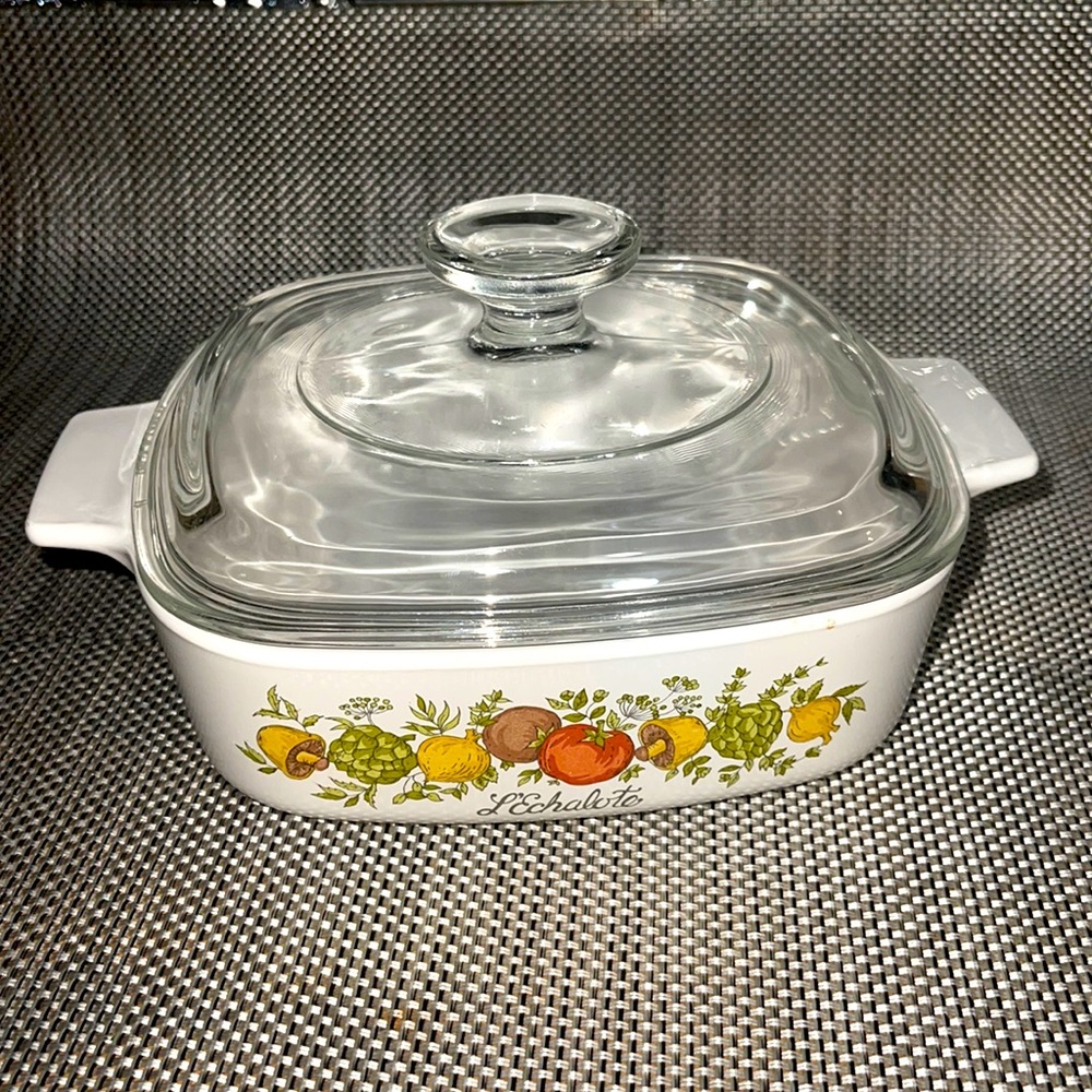 [Pyrex] 1970 “L’Echalote” Vegetable 1 Quart Glass Bowl